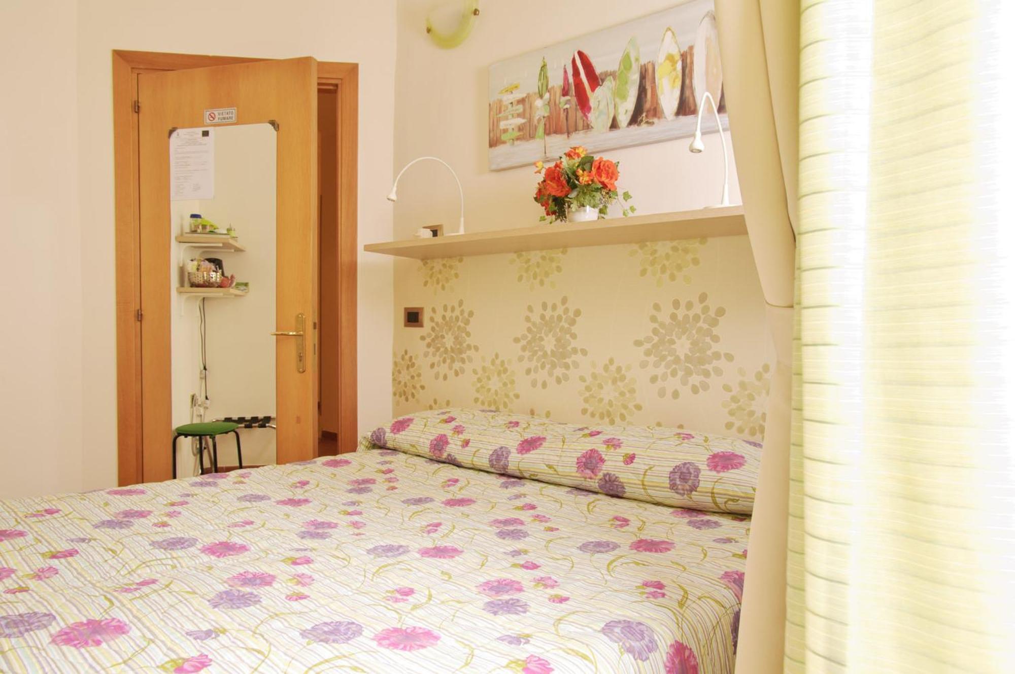 B&B Napoli Plebiscito Εξωτερικό φωτογραφία